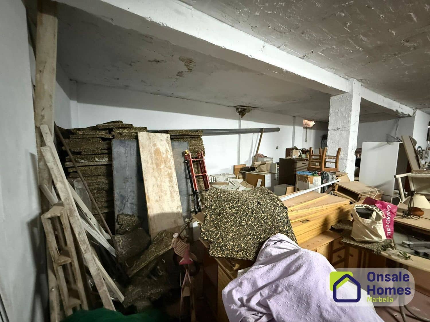 Kommersiell til salgs i Marbella - € 150 000 (Ref: 9600837)