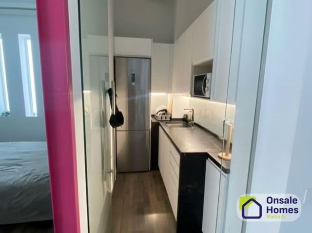 Commercial for sale in Zona Miraflores, Marbella - € 270,000 (Ref: 9604481)