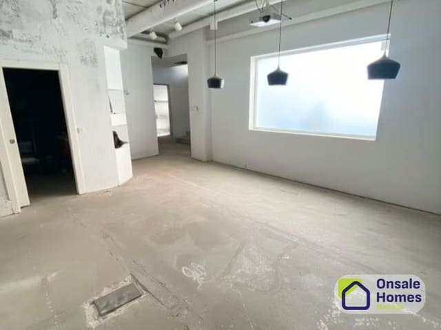 Commercial for sale in Zona Miraflores, Marbella - € 270,000 (Ref: 9604481)