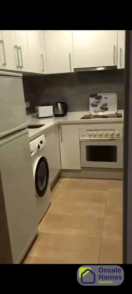 1 slaapkamer Appartement te koop in Marbella met zwembad garage - € 489.000 (Ref: 9607060)