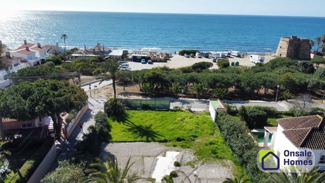 Grunde uden byggetilladelser til salg i Marbesa, Marbella - € 1.500.000 (Ref: 9607061)