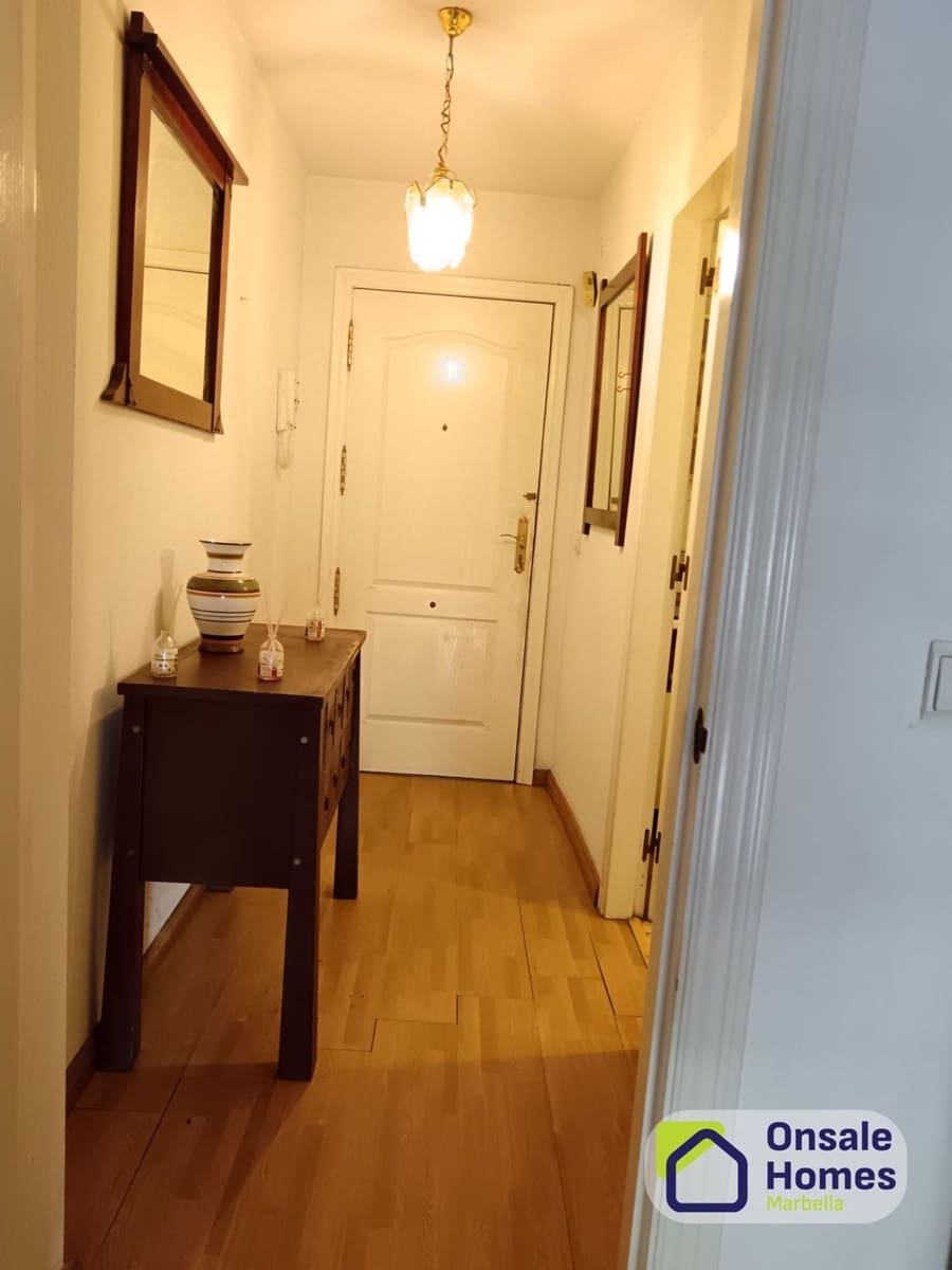 2 sovrum Lägenhet till salu i Marbella med garage - 350 000 € (Ref: 9607062)