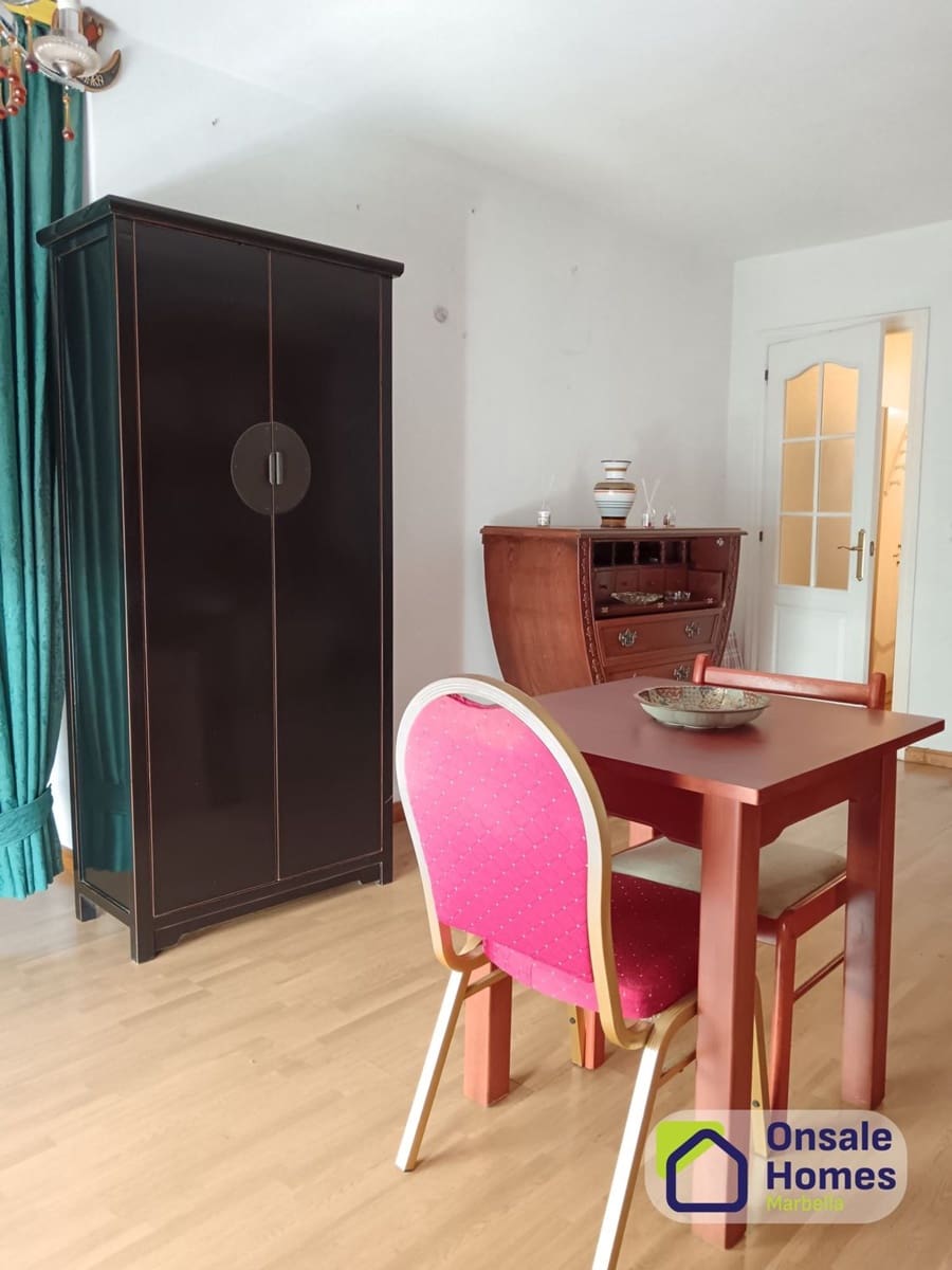 2 sovrum Lägenhet till salu i Marbella med garage - 350 000 € (Ref: 9607062)