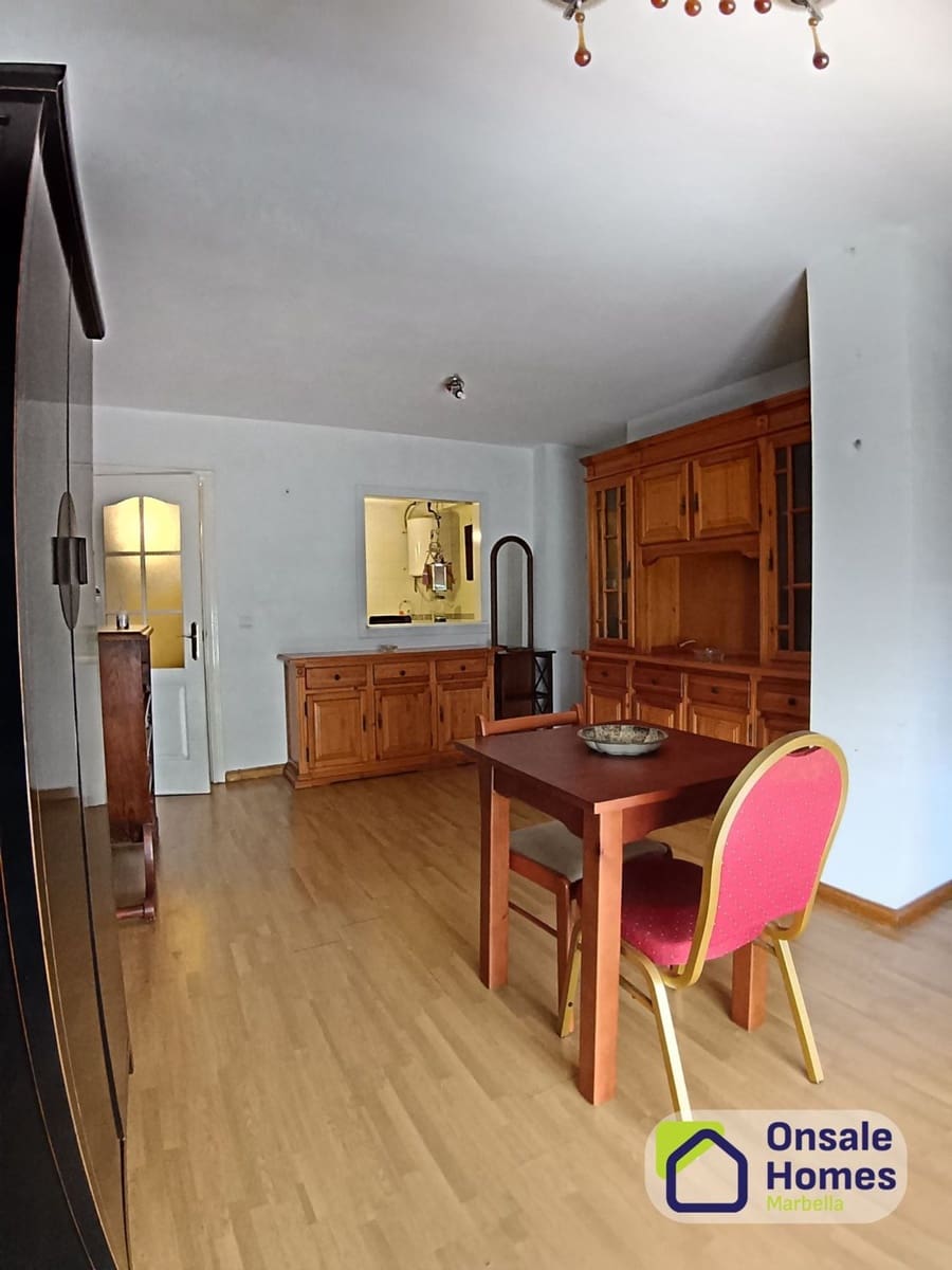 2 sovrum Lägenhet till salu i Marbella med garage - 350 000 € (Ref: 9607062)