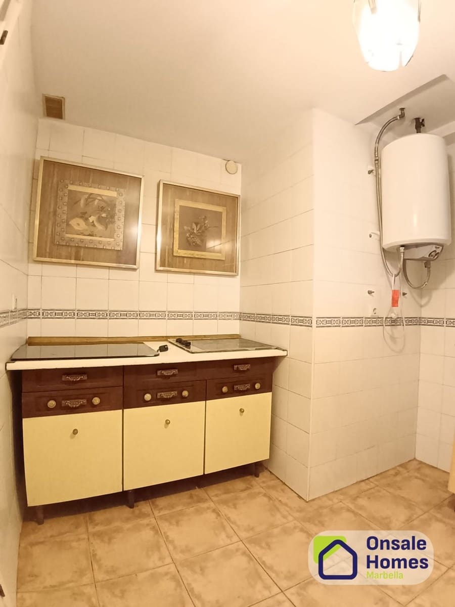 2 sovrum Lägenhet till salu i Marbella med garage - 350 000 € (Ref: 9607062)