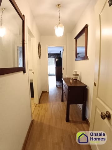 2 sovrum Lägenhet till salu i Los Jardines de Marbella - La Ermita, Marbella med garage - 350 000 € (Ref: 9607062)