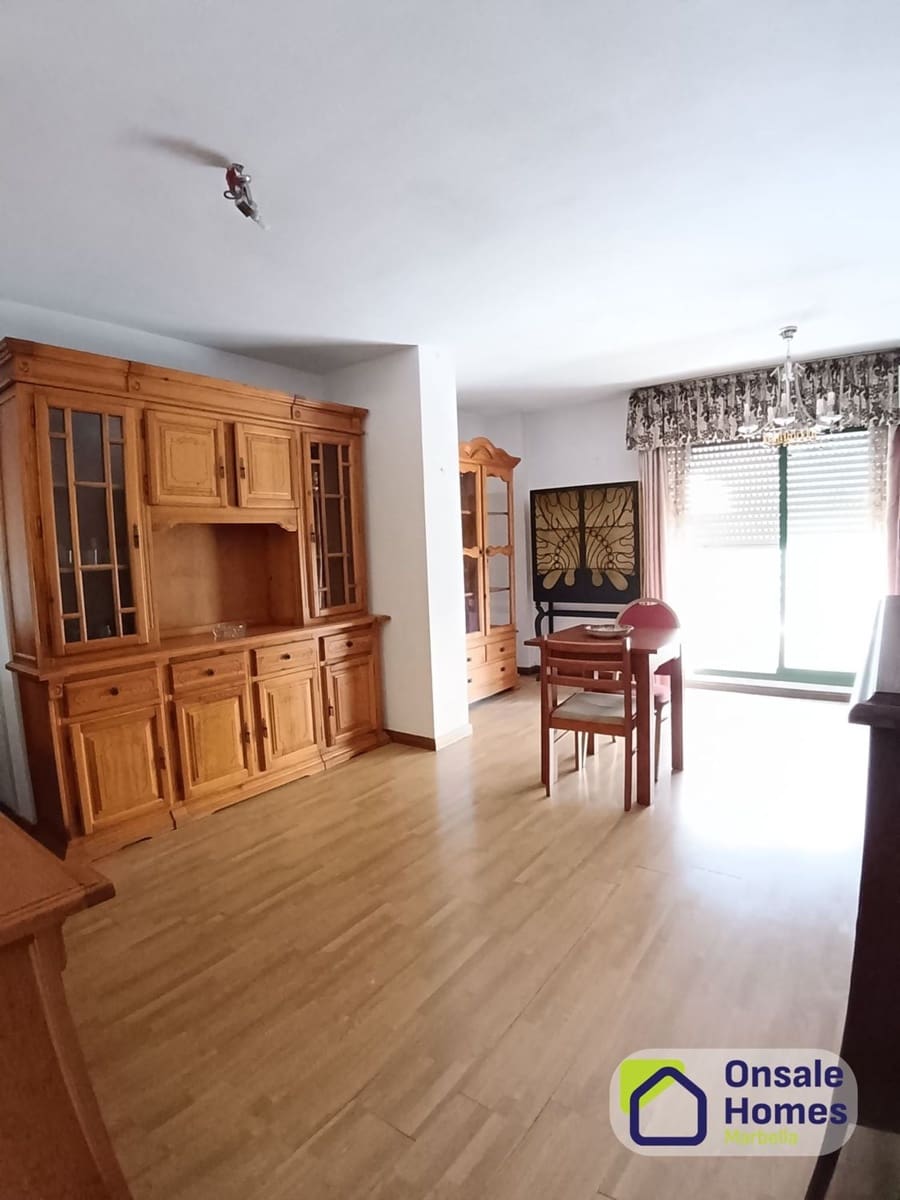 2 sovrum Lägenhet till salu i Marbella med garage - 350 000 € (Ref: 9607062)