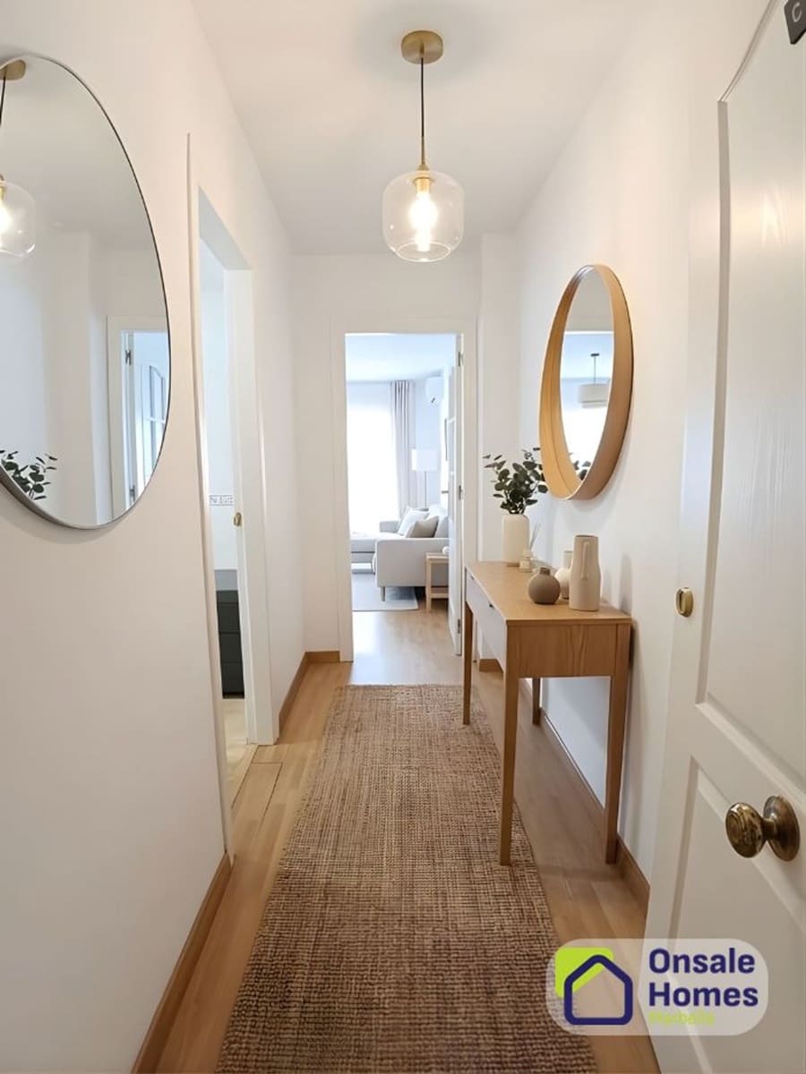 2 bedroom Apartment for sale in Marbella with garage - € 345,000 (Ref: 9607062)