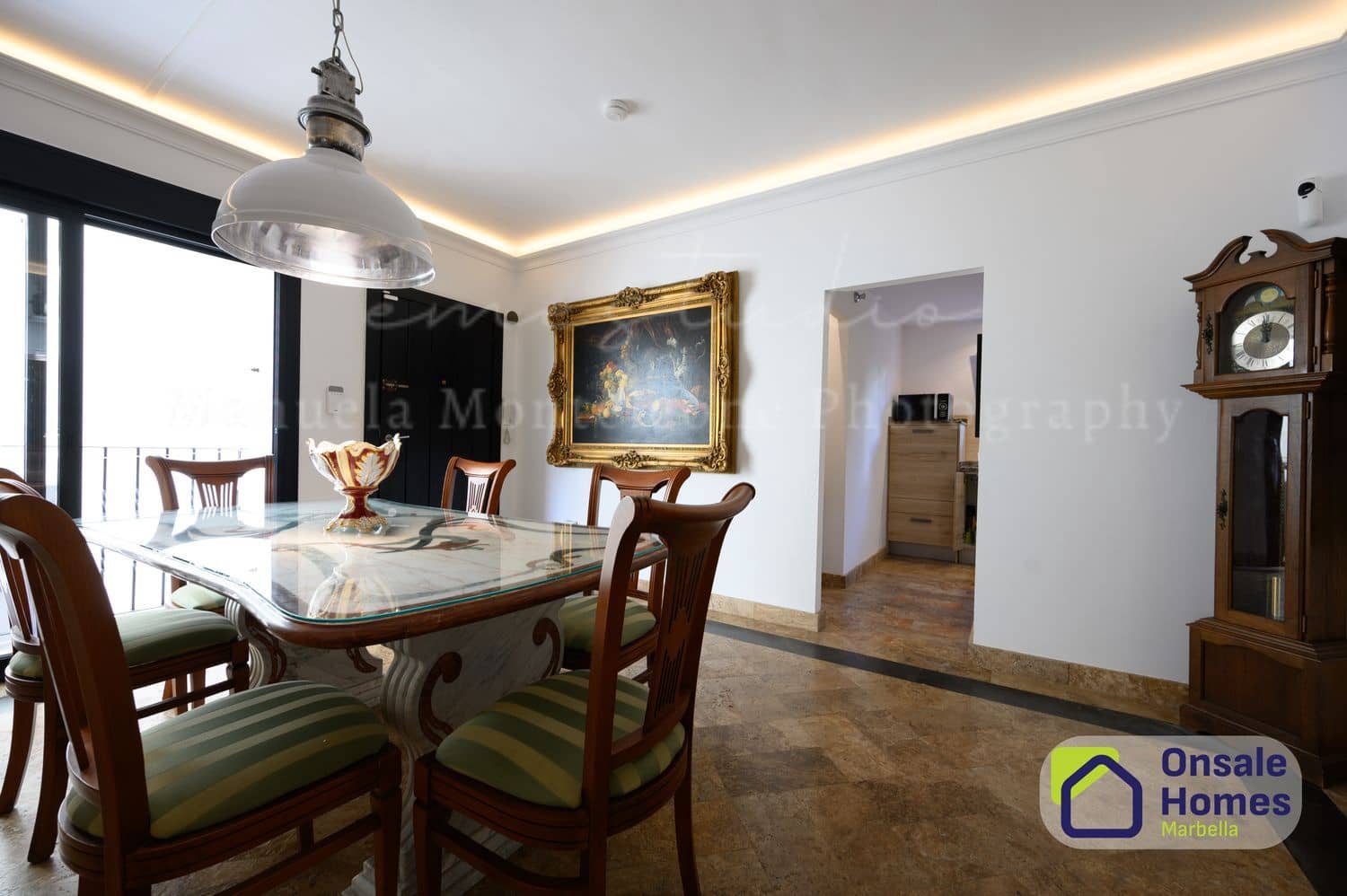 3 sovrum Lägenhet till salu i Puerto Banus med garage - 790 000 € (Ref: 9614656)