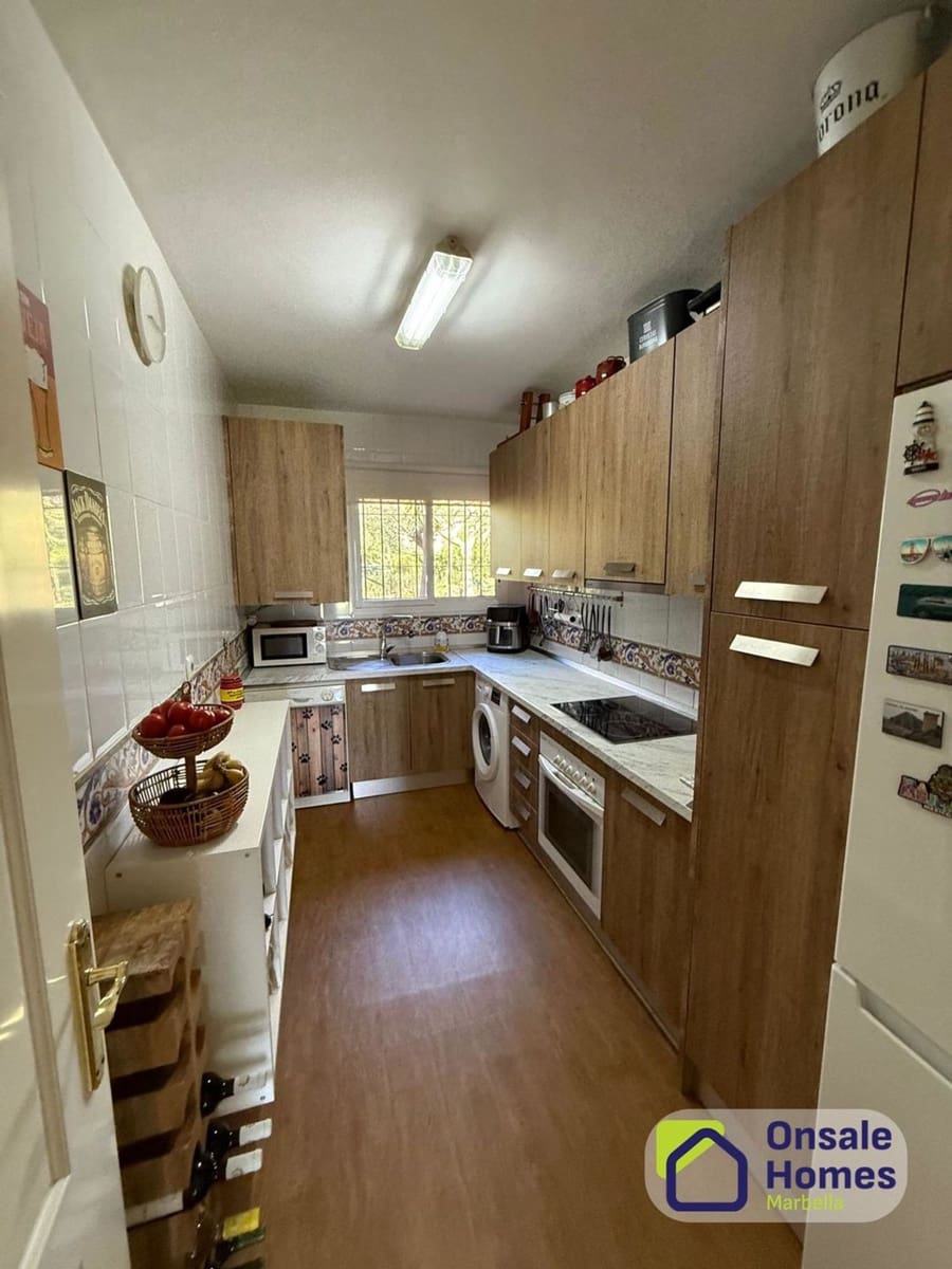 2 slaapkamer Appartement te koop in La Reserva met zwembad garage - € 360.000 (Ref: 9624220)