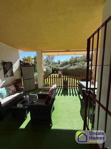 2 soveværelse Lejlighed til salg i La Reserva, Marbella med swimmingpool garage - € 360.000 (Ref: 9624220)