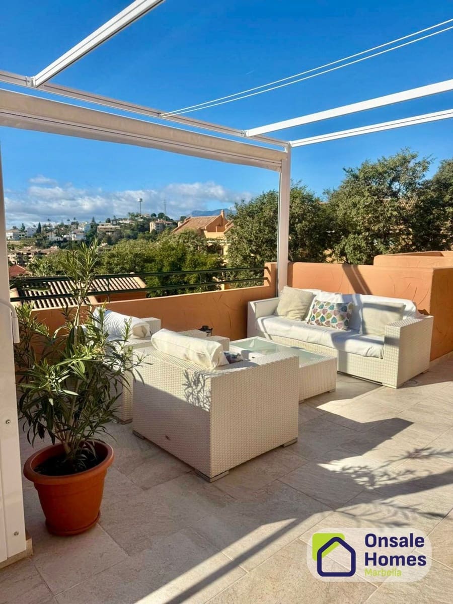 2 bedroom Apartment for sale in Marbella with pool garage - € 710,000 (Ref: 9626991)