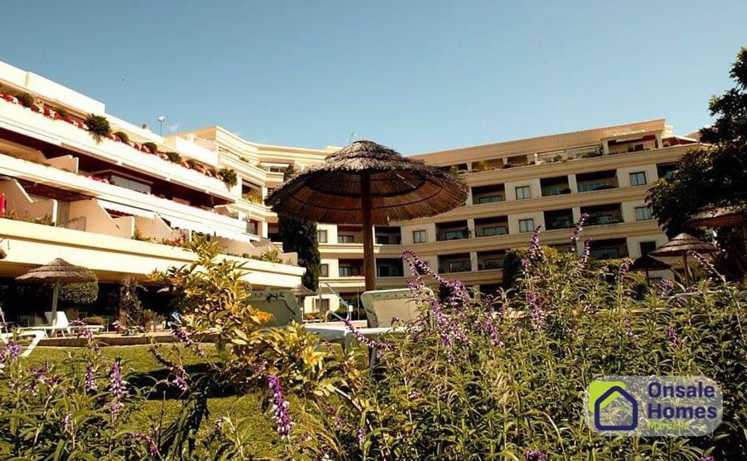 3 bedroom Apartment for sale in Nueva Andalucia with garage - € 690,000 (Ref: 9629576)