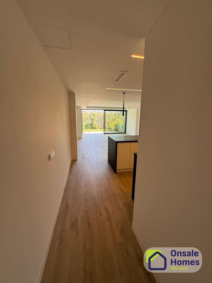 1 quarto Apartamento para venda em Nueva Andalucia com garagem - 357 000 € (Ref: 9632867)