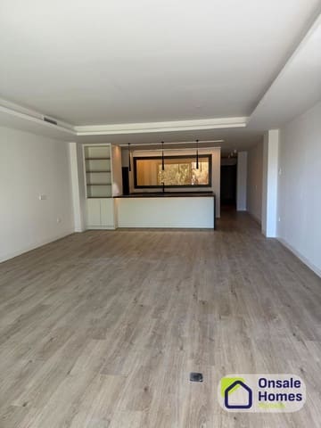 1 quarto Apartamento para venda em Las Brisas, Marbella com garagem - 357 000 € (Ref: 9632867)
