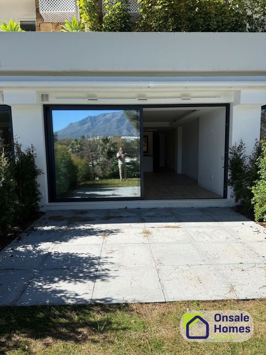 1 quarto Apartamento para venda em Nueva Andalucia com garagem - 357 000 € (Ref: 9632867)