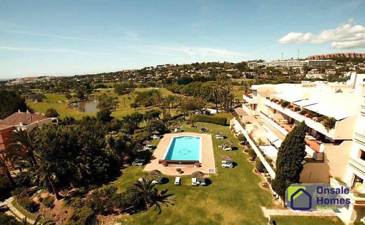 1 Zimmer Apartment zu verkaufen in Nueva Andalucia mit Garage - 357.000 € (Ref: 9632867)