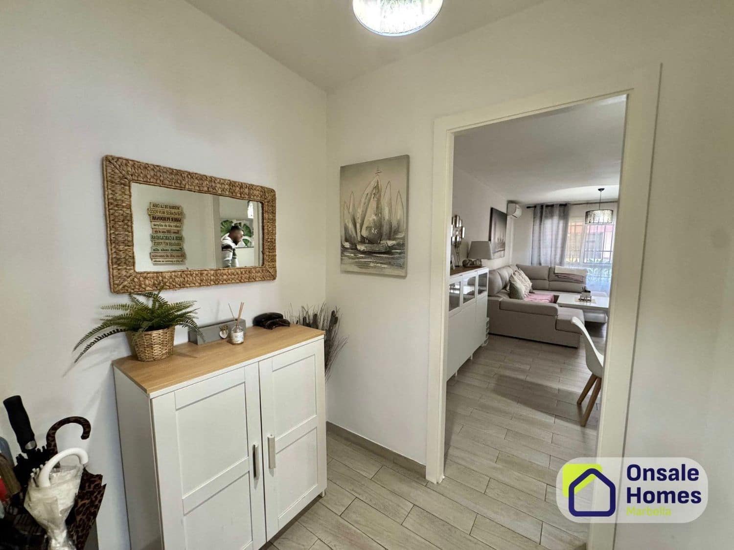 3 soveværelse Lejlighed til salg i Marbella med garage - € 399.000 (Ref: 9643715)