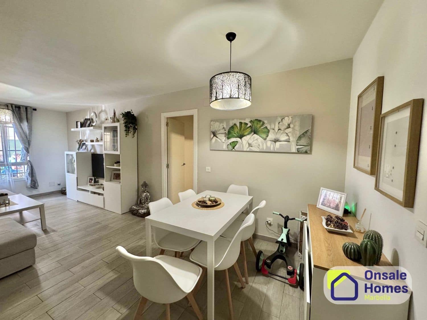 3 soveværelse Lejlighed til salg i Marbella med garage - € 399.000 (Ref: 9643715)