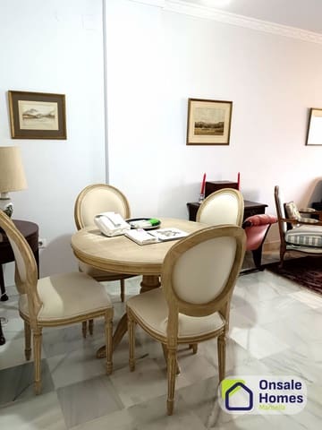 3 sypialnia Apartament na sprzedaż w Casco Antiguo, Marbella z basenem garażem - 750 000 € (Ref: 9651047)