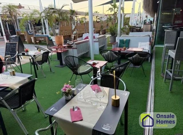 Comercial para venda em Playa Bajadilla - Puertos, Marbella - 170 000 € (Ref: 9654521)