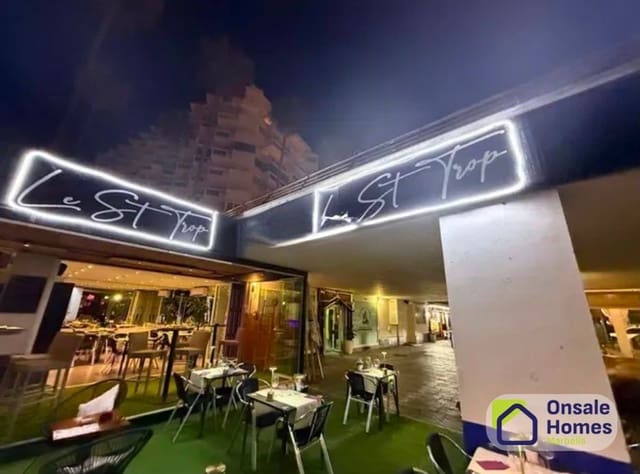 Comercial para venda em Playa Bajadilla - Puertos, Marbella - 170 000 € (Ref: 9654521)