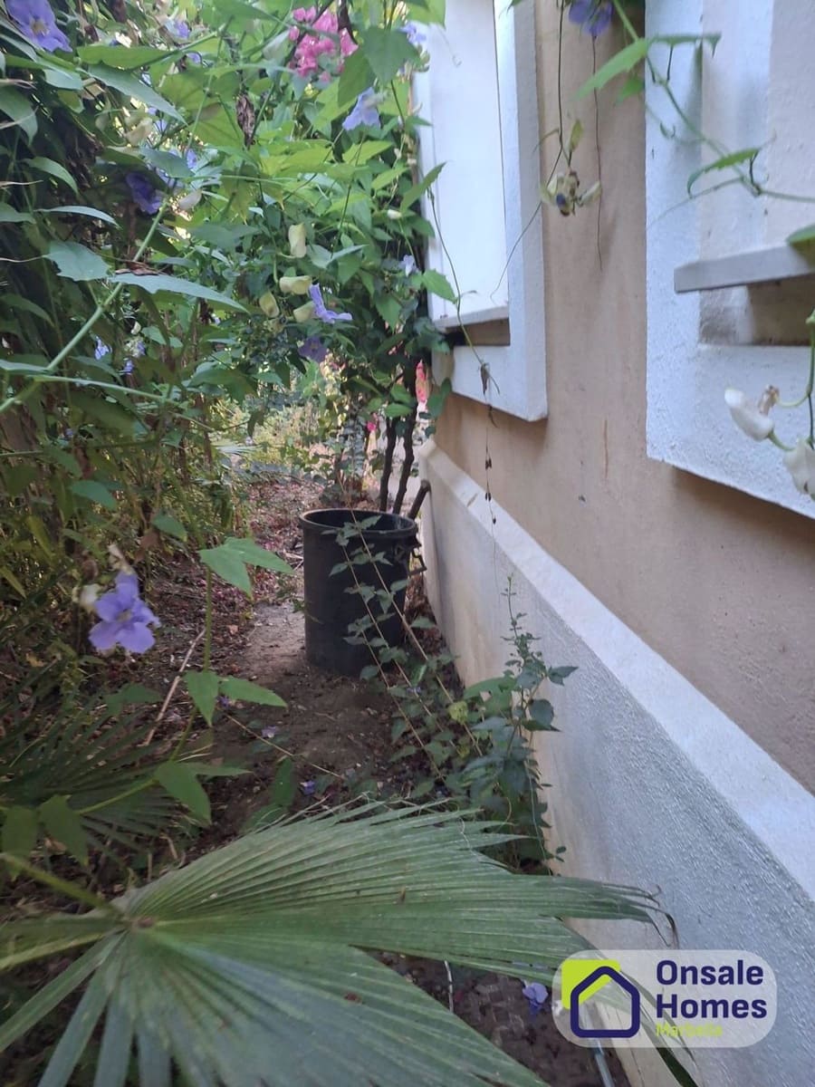 5 sypialnia Willa na sprzedaż w Estepona z basenem garażem - 1 400 000 € (Ref: 9658157)