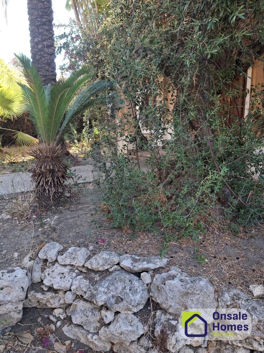 5 sypialnia Willa na sprzedaż w Estepona z basenem garażem - 1 400 000 € (Ref: 9658157)