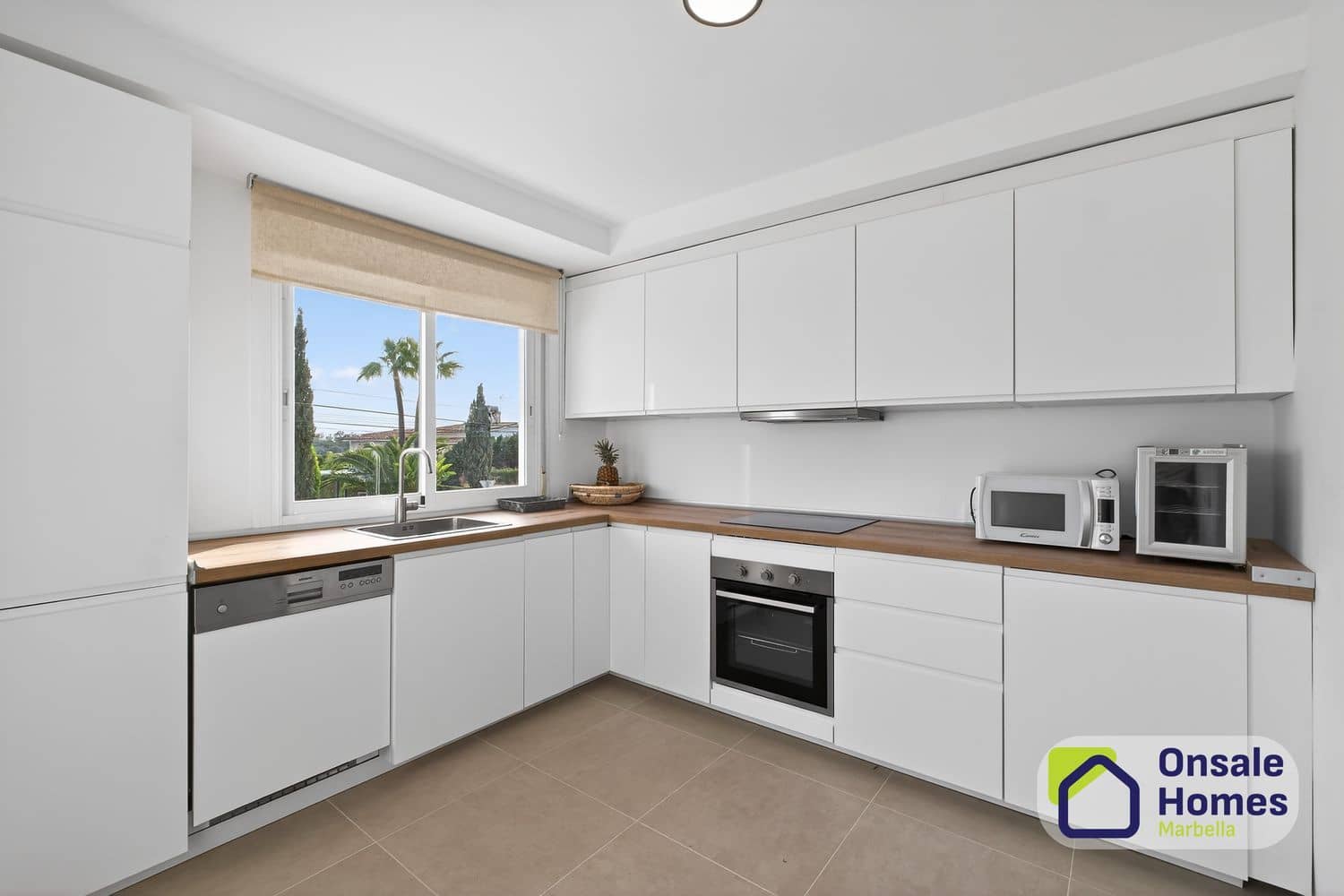 4 chambre Villa/Maison à vendre à Elviria avec piscine garage - 1 649 000 € (Ref: 9658158)