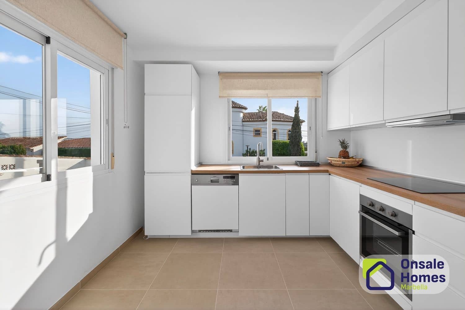 4 chambre Villa/Maison à vendre à Elviria avec piscine garage - 1 649 000 € (Ref: 9658158)