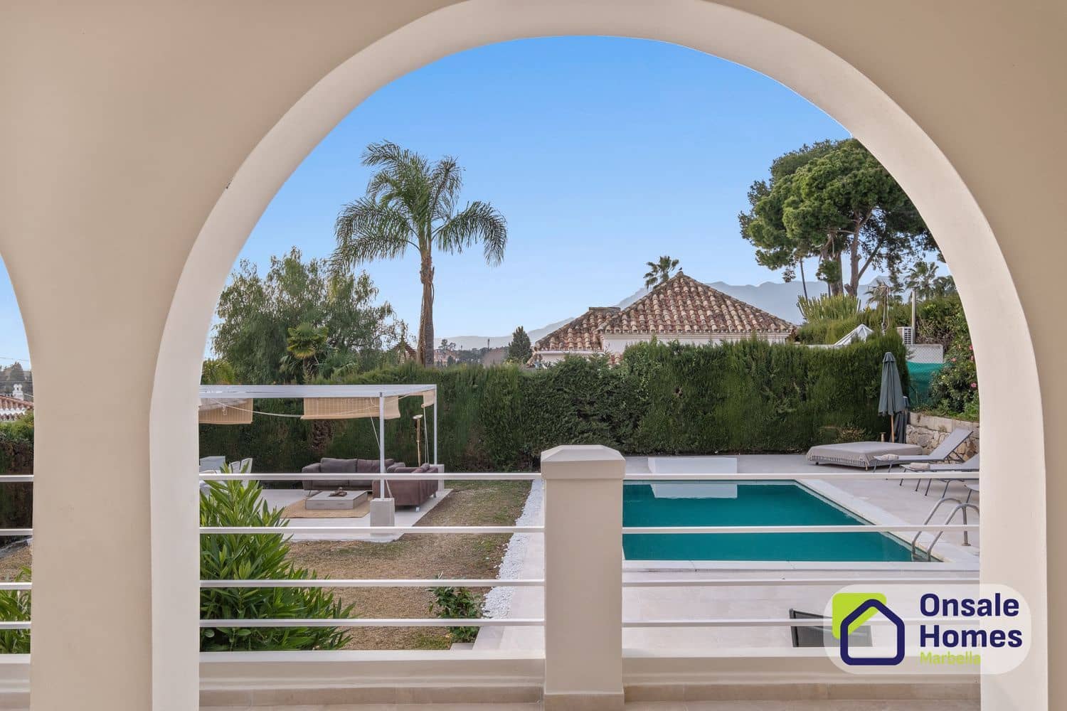 4 chambre Villa/Maison à vendre à Elviria avec piscine garage - 1 649 000 € (Ref: 9658158)