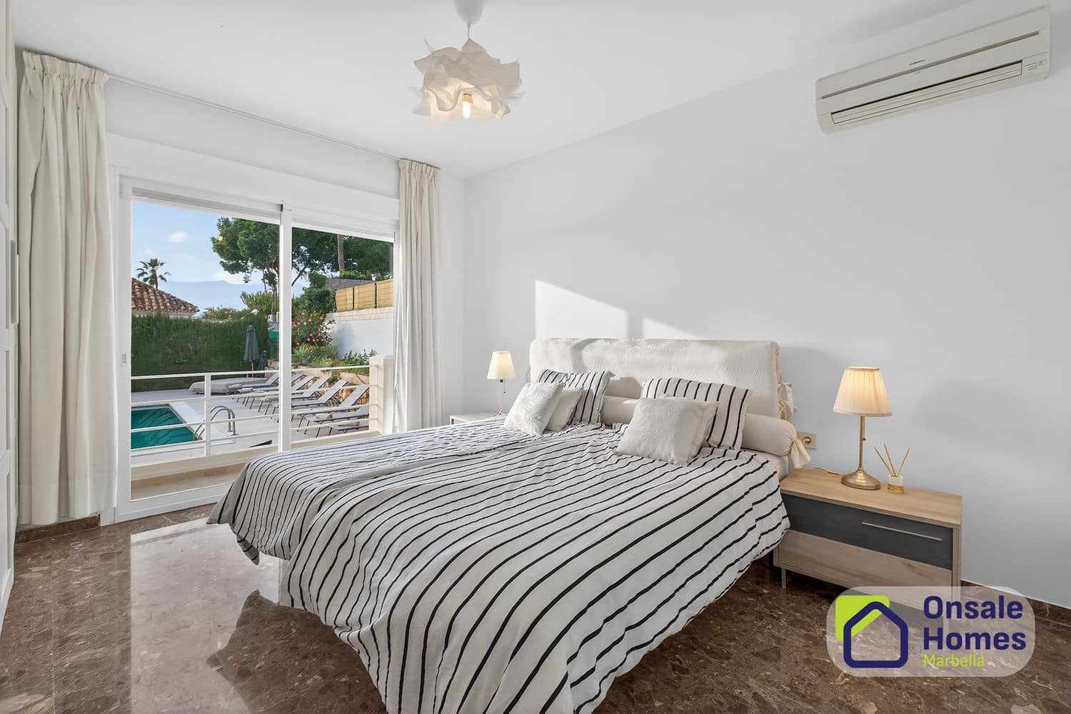 4 chambre Villa/Maison à vendre à Elviria avec piscine garage - 1 649 000 € (Ref: 9658158)