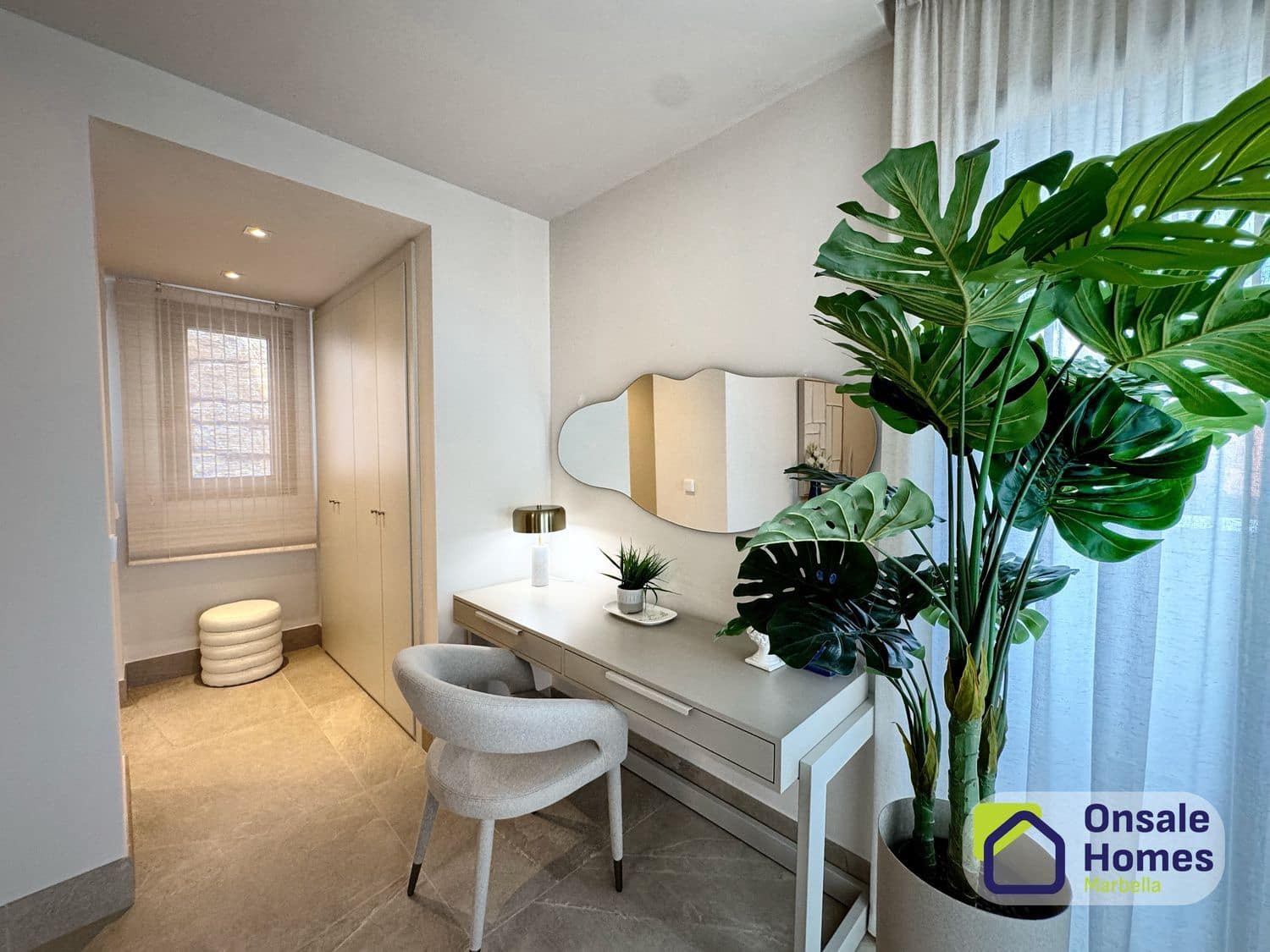 3 bedroom Apartment for sale in Benahavis with pool garage - € 690,000 (Ref: 9665649)