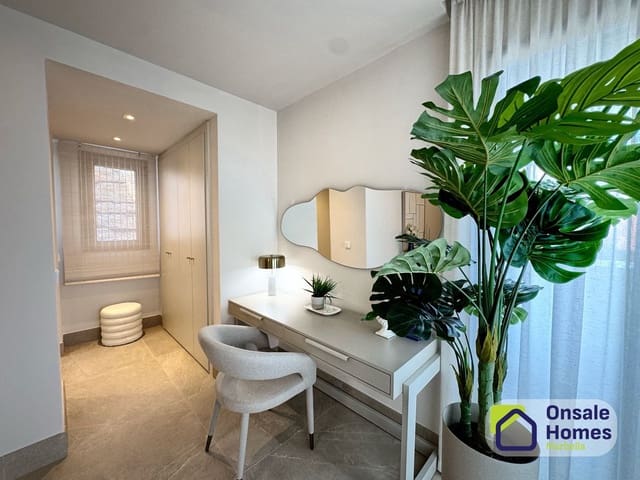 3 bedroom Apartment for sale in El Paraíso, Benahavís with pool garage - € 690,000 (Ref: 9665649)