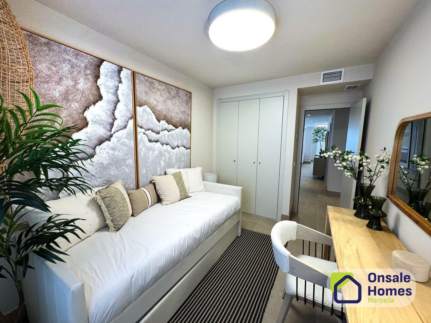 3 bedroom Apartment for sale in Benahavis with pool garage - € 690,000 (Ref: 9665649)