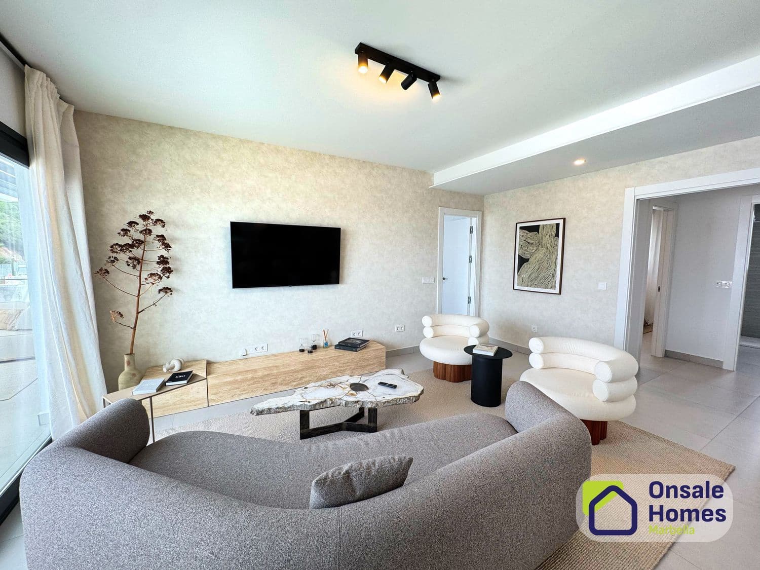 3 Zimmer Apartment zu verkaufen in Marbella mit Pool Garage - 1.150.000 € (Ref: 9669772)