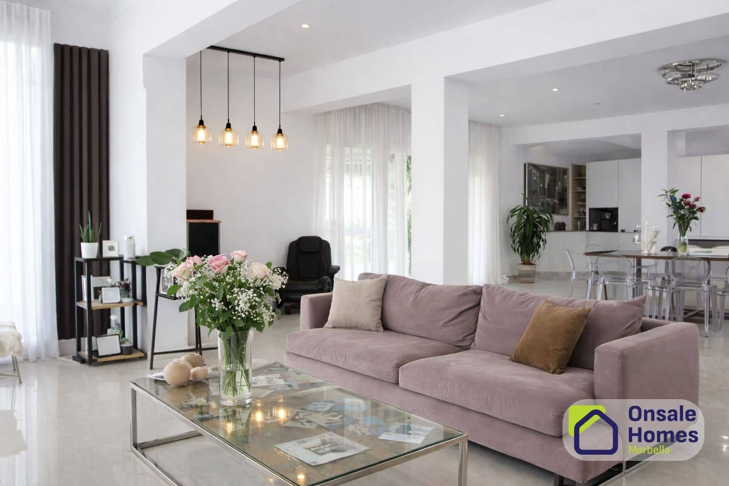 3 bedroom Villa for rent in Marbella with pool garage - € 7,000 (Ref: 9669773)