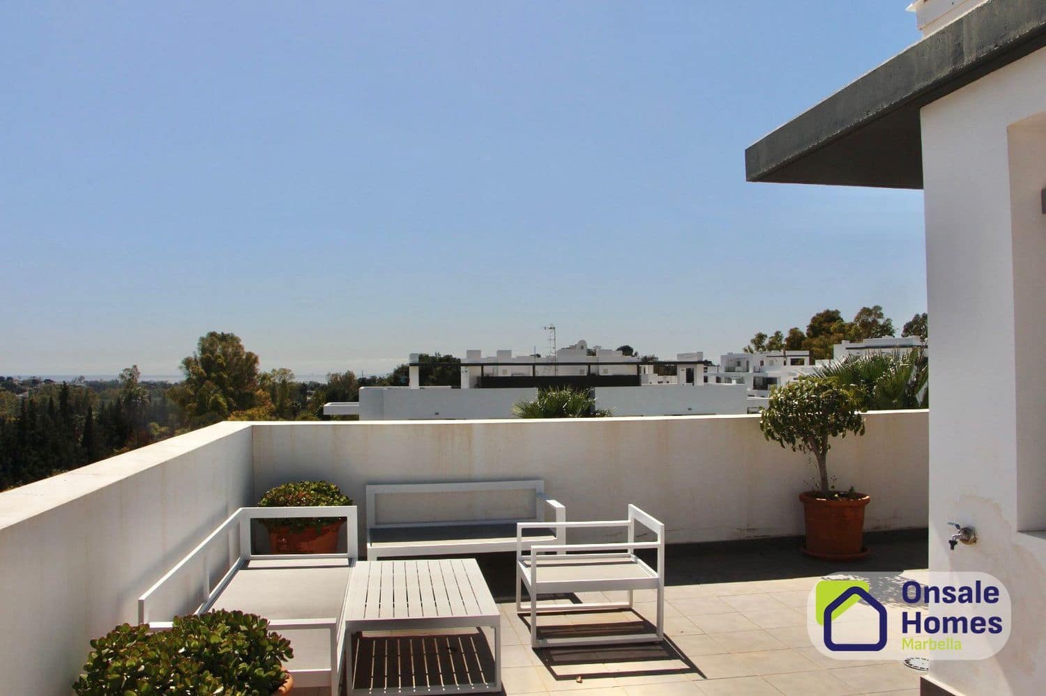 2 sovrum Lägenhet till salu i Atalaya-Isdabe med pool garage - 695 000 € (Ref: 9679419)