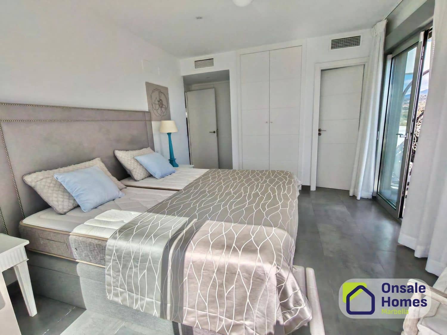 2 sovrum Lägenhet till salu i Atalaya-Isdabe med pool garage - 695 000 € (Ref: 9679419)