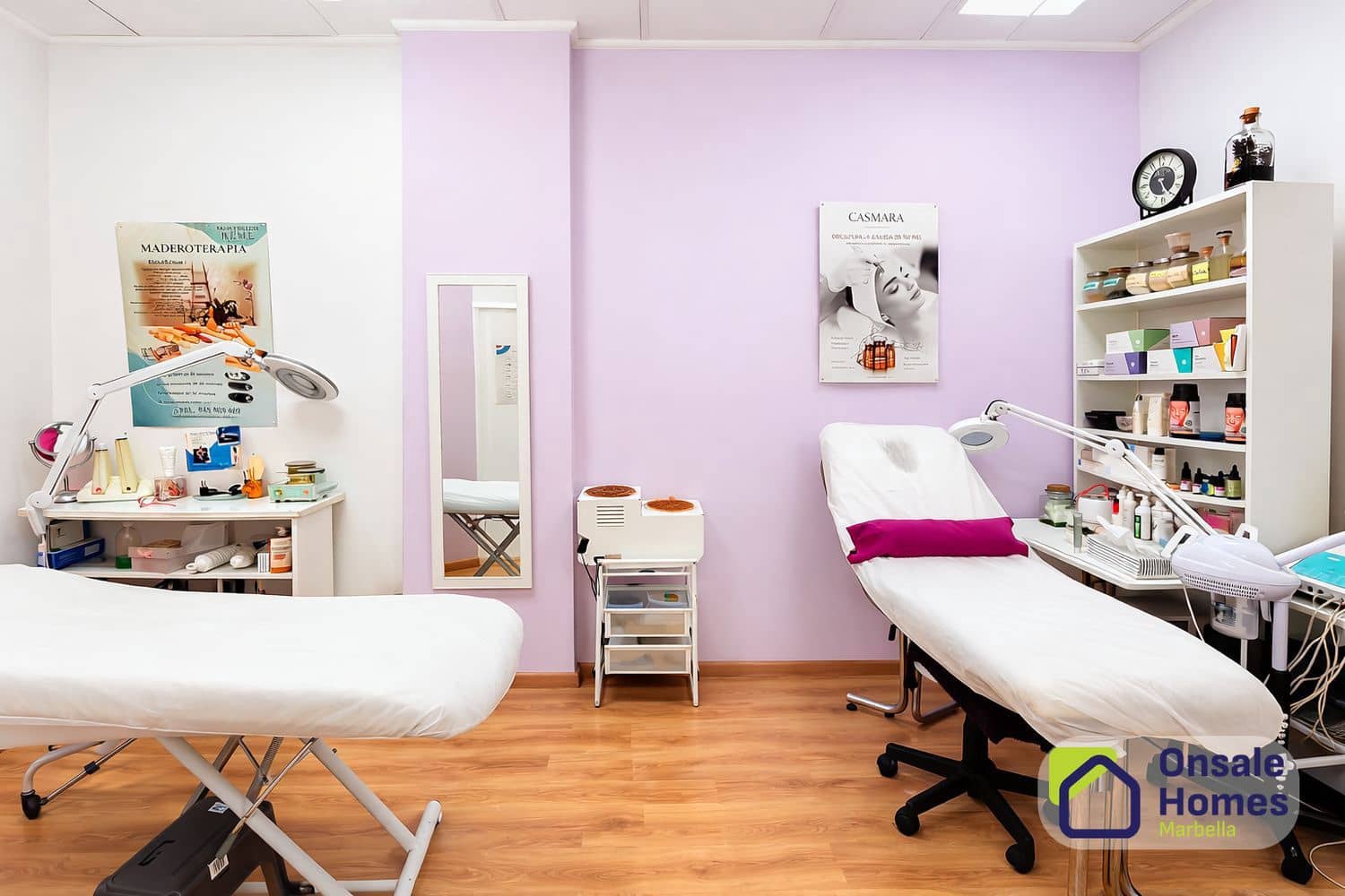 Commercial for sale in Marbella - € 120,000 (Ref: 9679421)