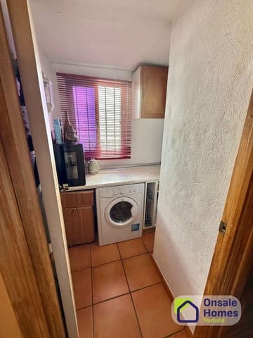 5 makuuhuone Omakotitalo myytävänä paikassa San Pedro de Alcántara Pueblo, Marbella mukana 
autotalli - 680 000 € (Ref: 9679422)