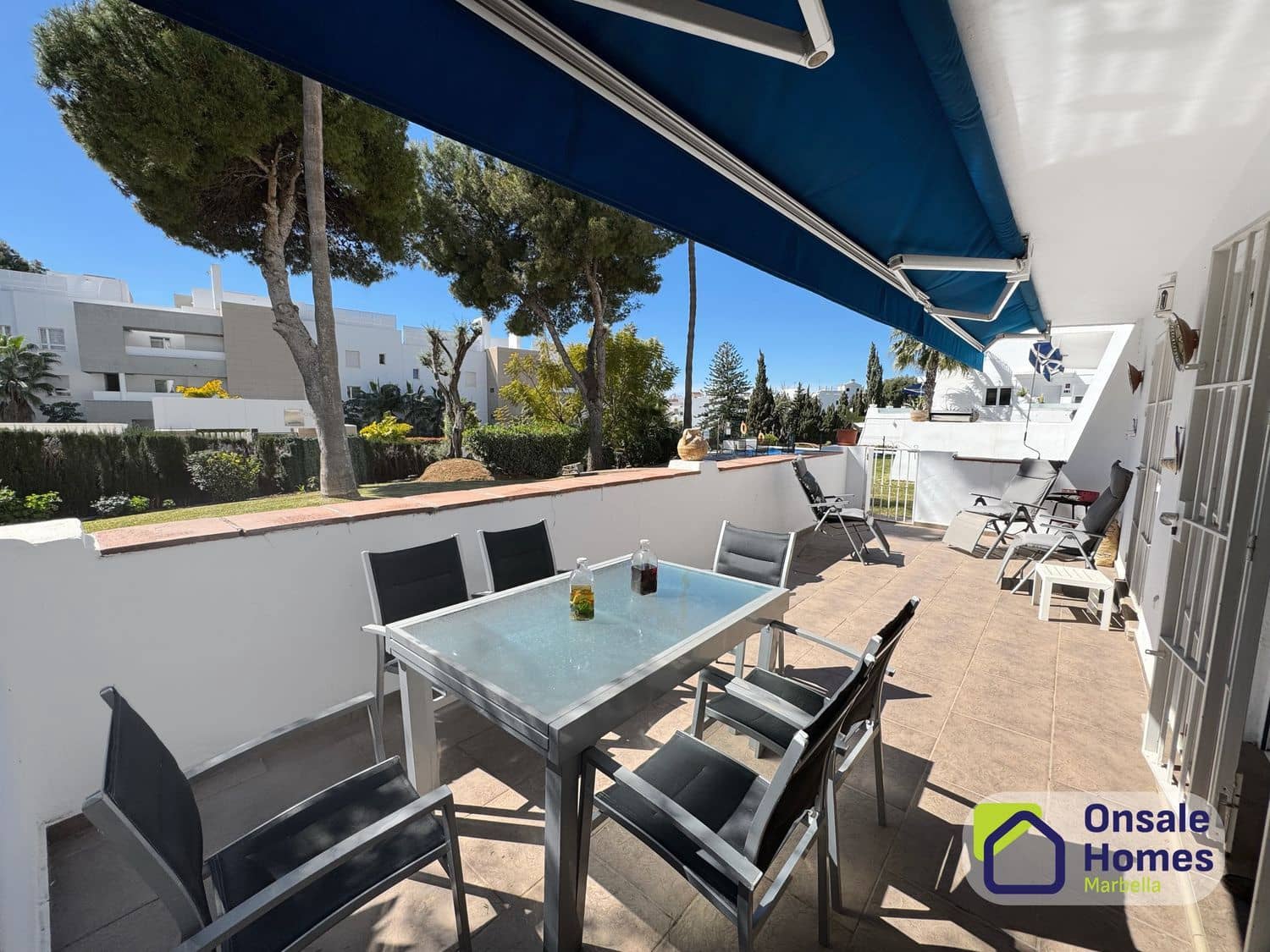 3 sovrum Lägenhet till salu i Nueva Andalucia med pool garage - 630 000 € (Ref: 9689985)