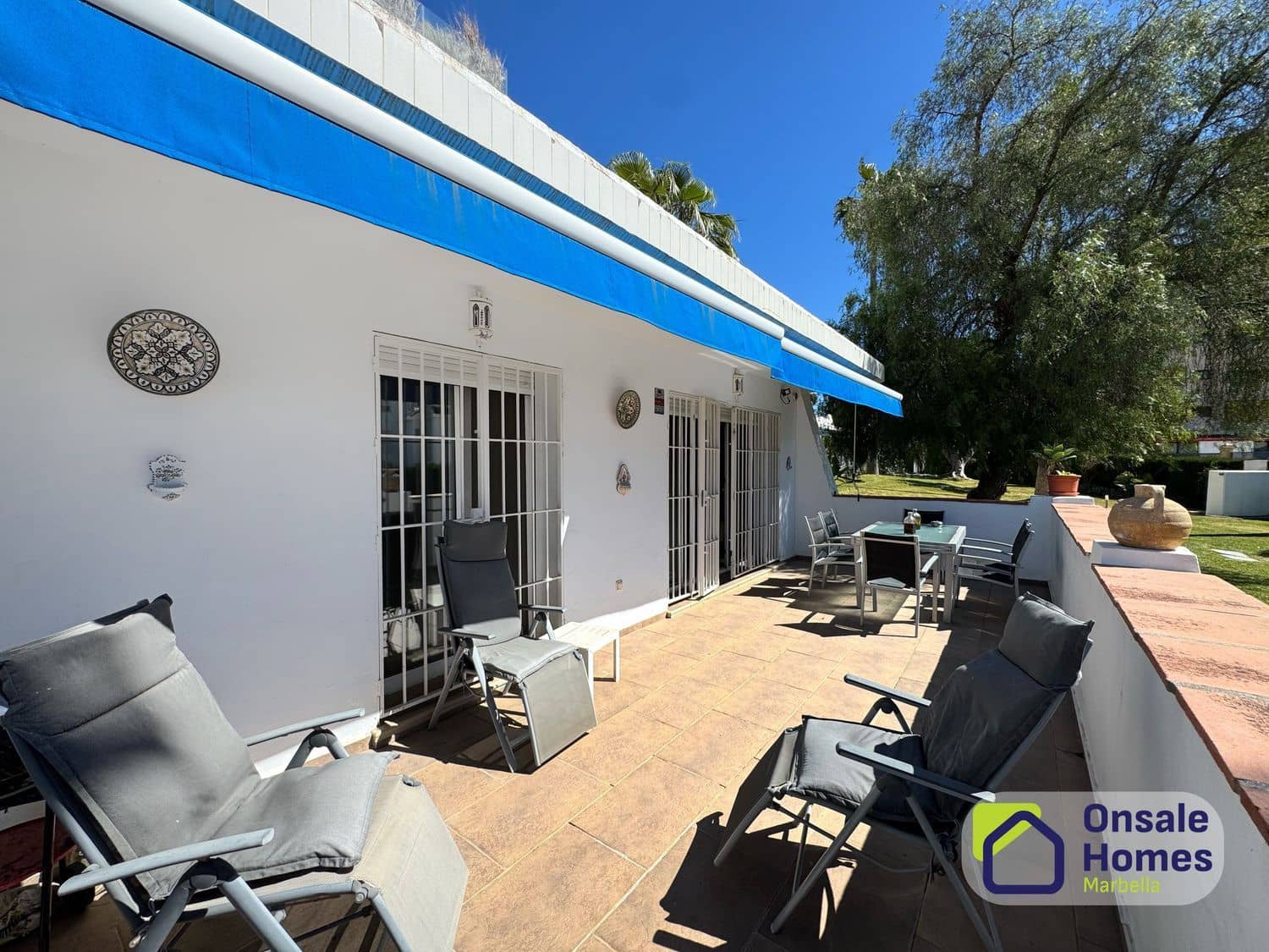 3 sovrum Lägenhet till salu i Nueva Andalucia med pool garage - 630 000 € (Ref: 9689985)