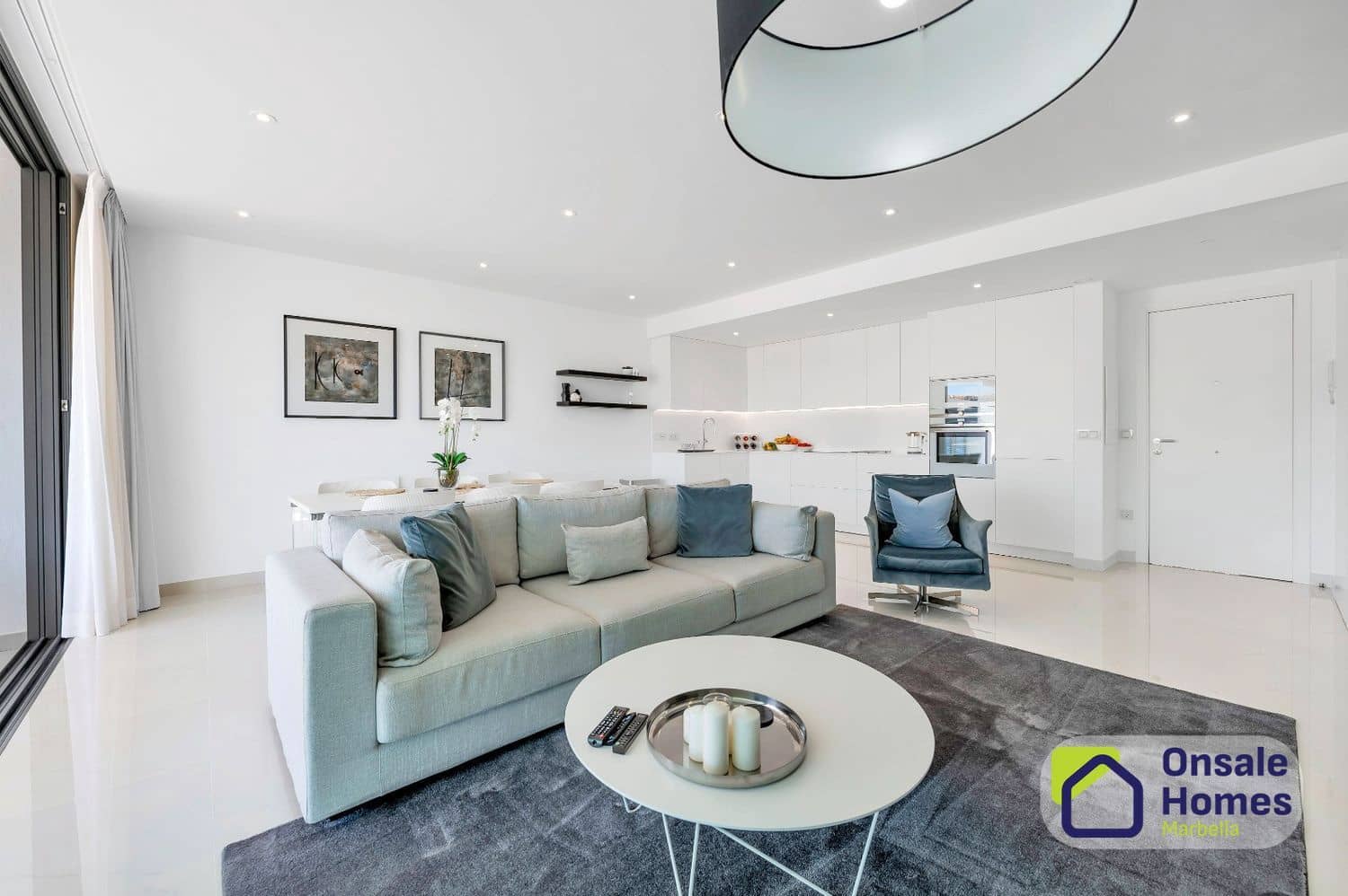 2 soveværelse Lejlighed til salg i New Golden Mile med swimmingpool garage - € 825.000 (Ref: 9714308)