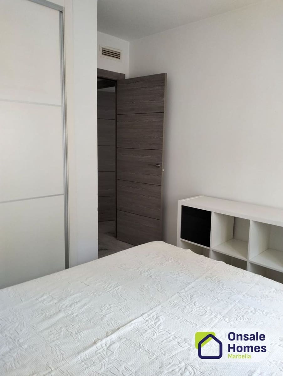 2 makuuhuone Huoneisto myytävänä paikassa New Golden Mile mukana uima-altaan 
autotalli - 274 000 € (Ref: 9714309)