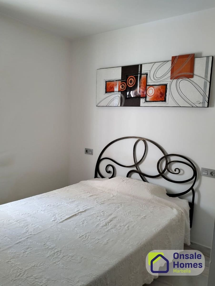 2 makuuhuone Huoneisto myytävänä paikassa New Golden Mile mukana uima-altaan 
autotalli - 274 000 € (Ref: 9714309)