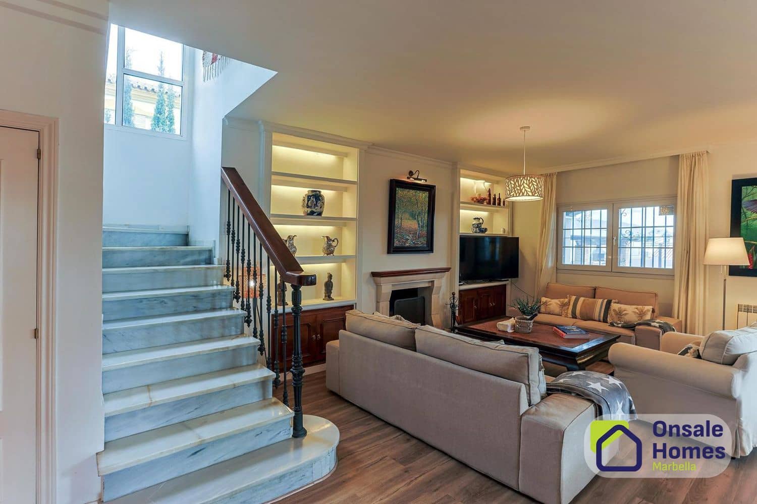 3 Zimmer Villa zu verkaufen in New Golden Mile mit Pool Garage - 1.295.000 € (Ref: 9714310)