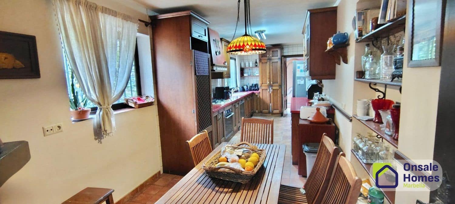 Chalet de 3 habitaciones en Río Real en venta con piscina garaje - 1.600.000 € (Ref: 9719434)