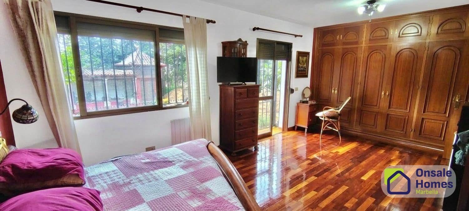 Chalet de 3 habitaciones en Río Real en venta con piscina garaje - 1.600.000 € (Ref: 9719434)