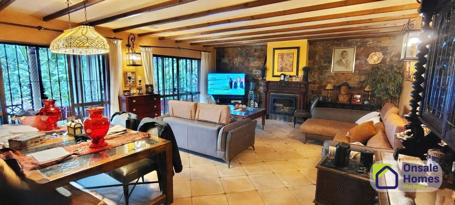 Chalet de 3 habitaciones en Río Real en venta con piscina garaje - 1.600.000 € (Ref: 9719434)